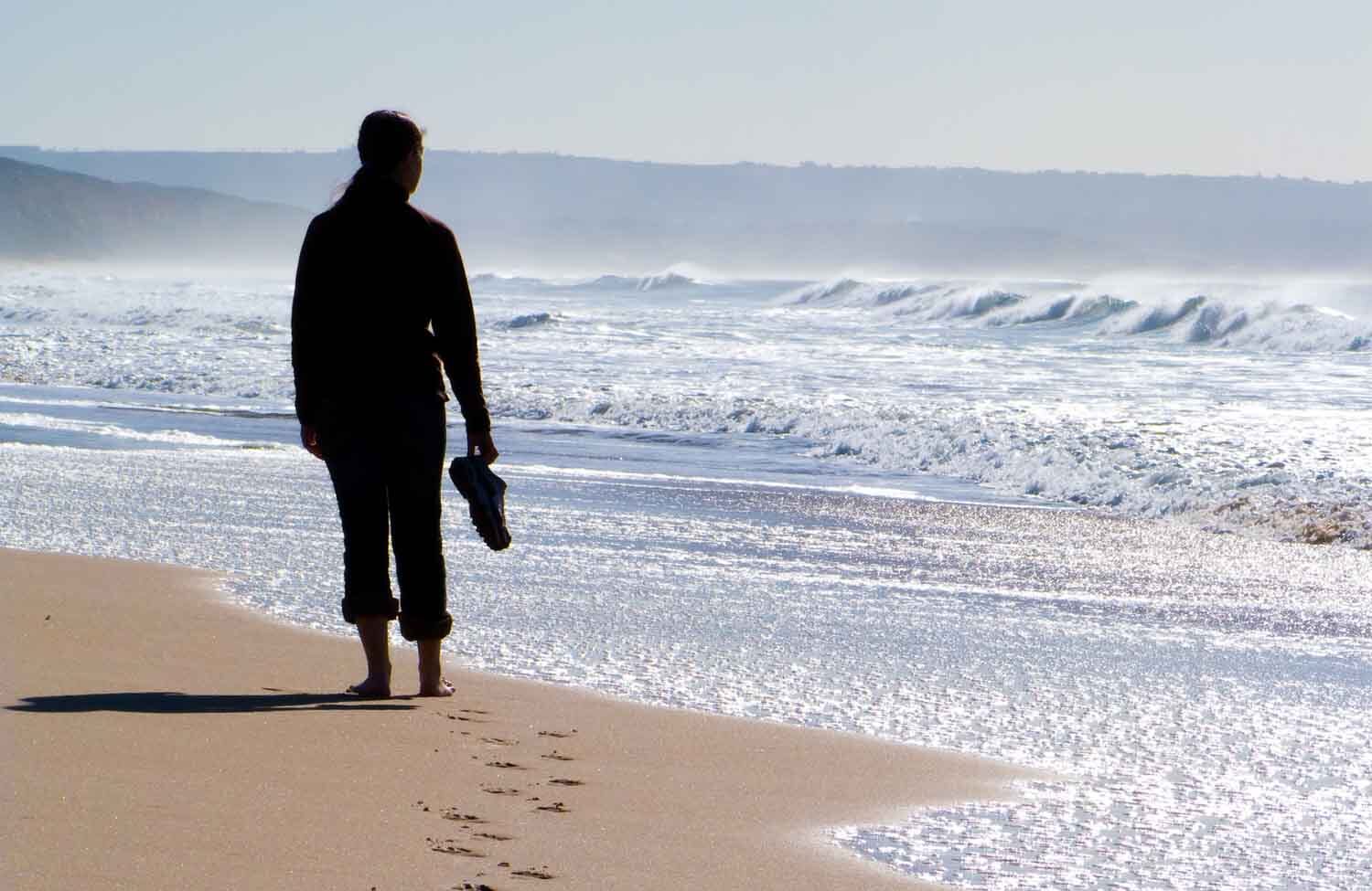 If you're tired of being lonely, follow these steps to find love again.